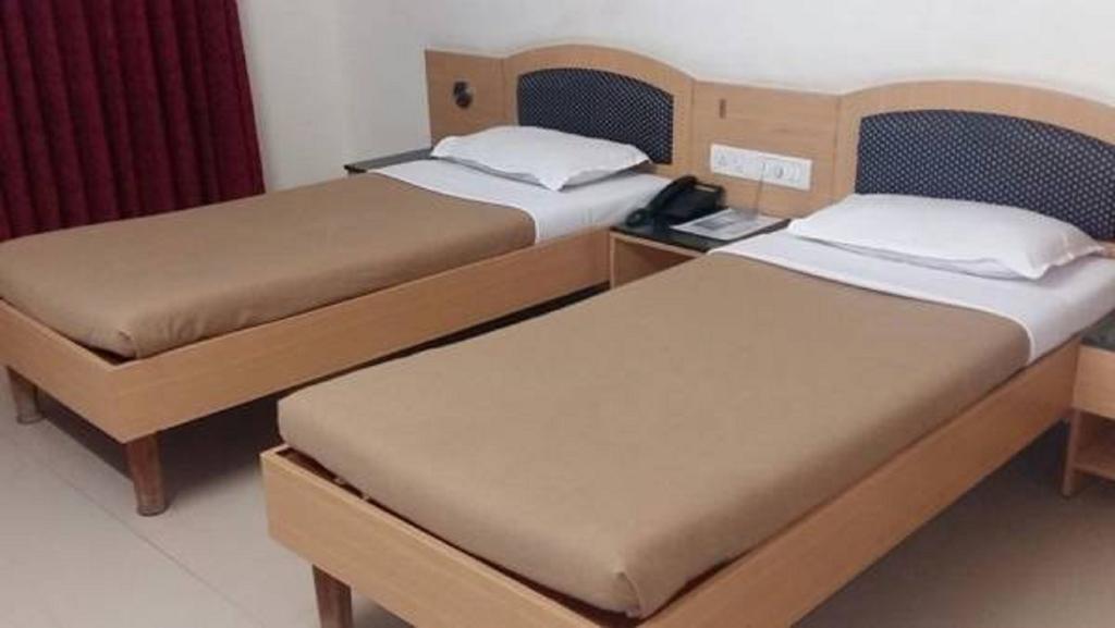 Hotel Sheetal Palace Πούνε Εξωτερικό φωτογραφία