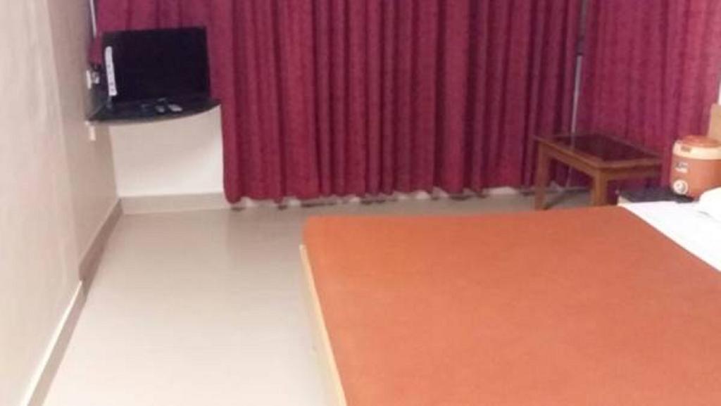 Hotel Sheetal Palace Πούνε Εξωτερικό φωτογραφία
