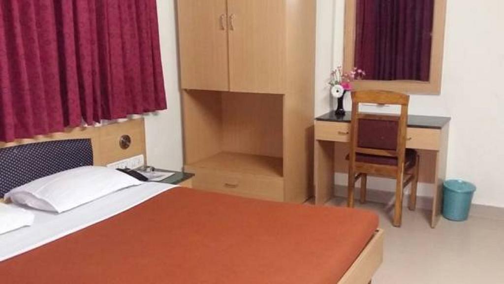 Hotel Sheetal Palace Πούνε Εξωτερικό φωτογραφία